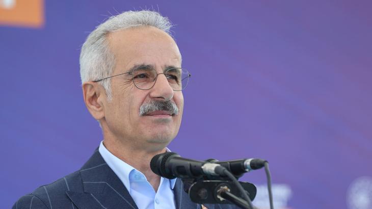 Bakan Uraloğlu: Milli lokomotif AB’den “karşılıklı işletilebilirlik” sertifikası aldı